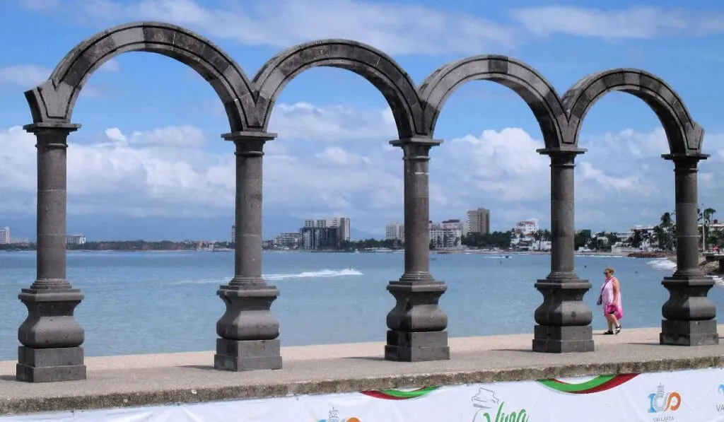 Puerto Vallarta arches