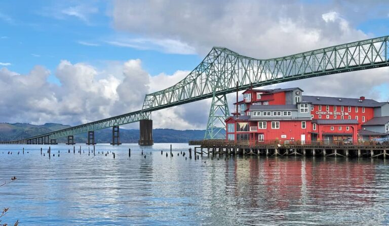 Astoria-Megler Bridge in Astoria, Oregon
