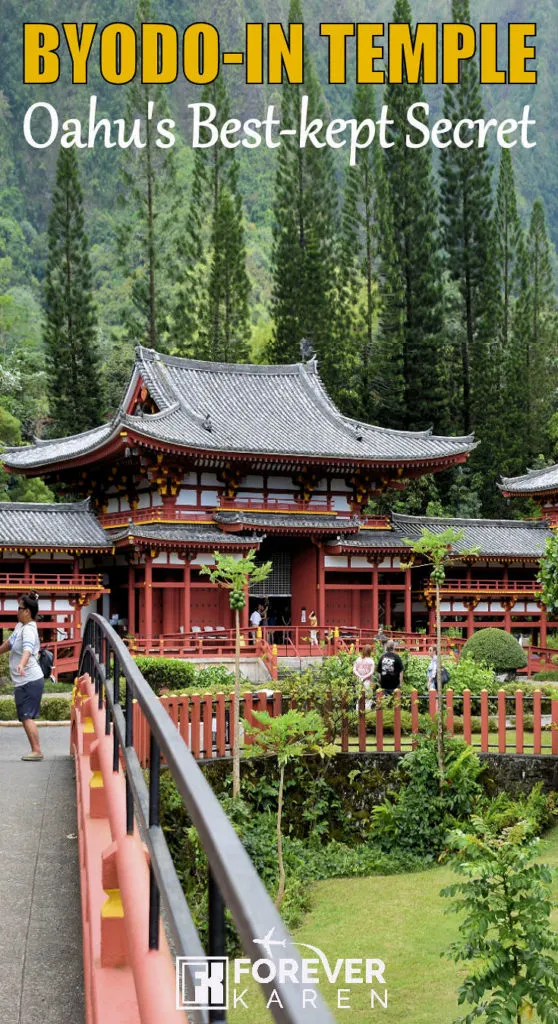 The Byodo-In Temple in Oahu is a non-functioning half-size replica of the Buddhist temple in Kyoto, Japan. Visitors can ring the sacred bell, lit some incense in the temple and feed the koi in the reflecting pond. #oahutravel #buddhisttemple #japanesetemple