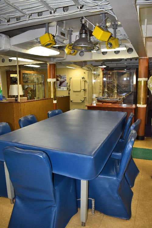 Dining table operating table