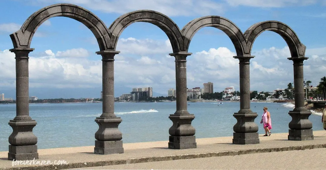 Puerto Vallarta arches