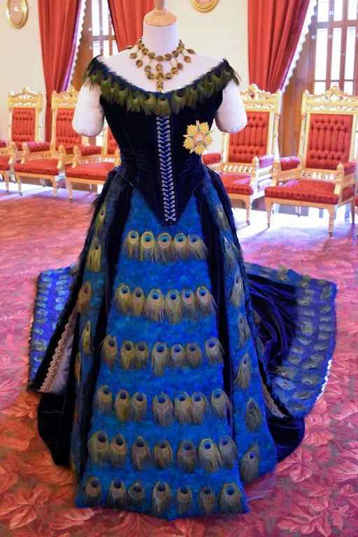 The stunning peacock dress exhibited in the throne room of the Iolani Palace