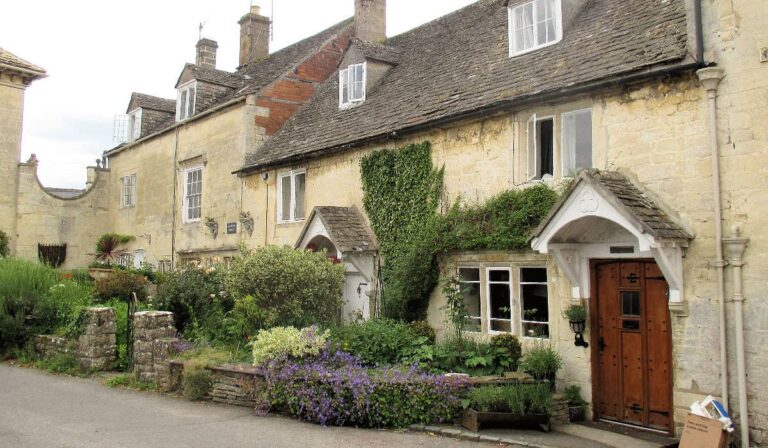 Painswick, Queen of the Cotswolds