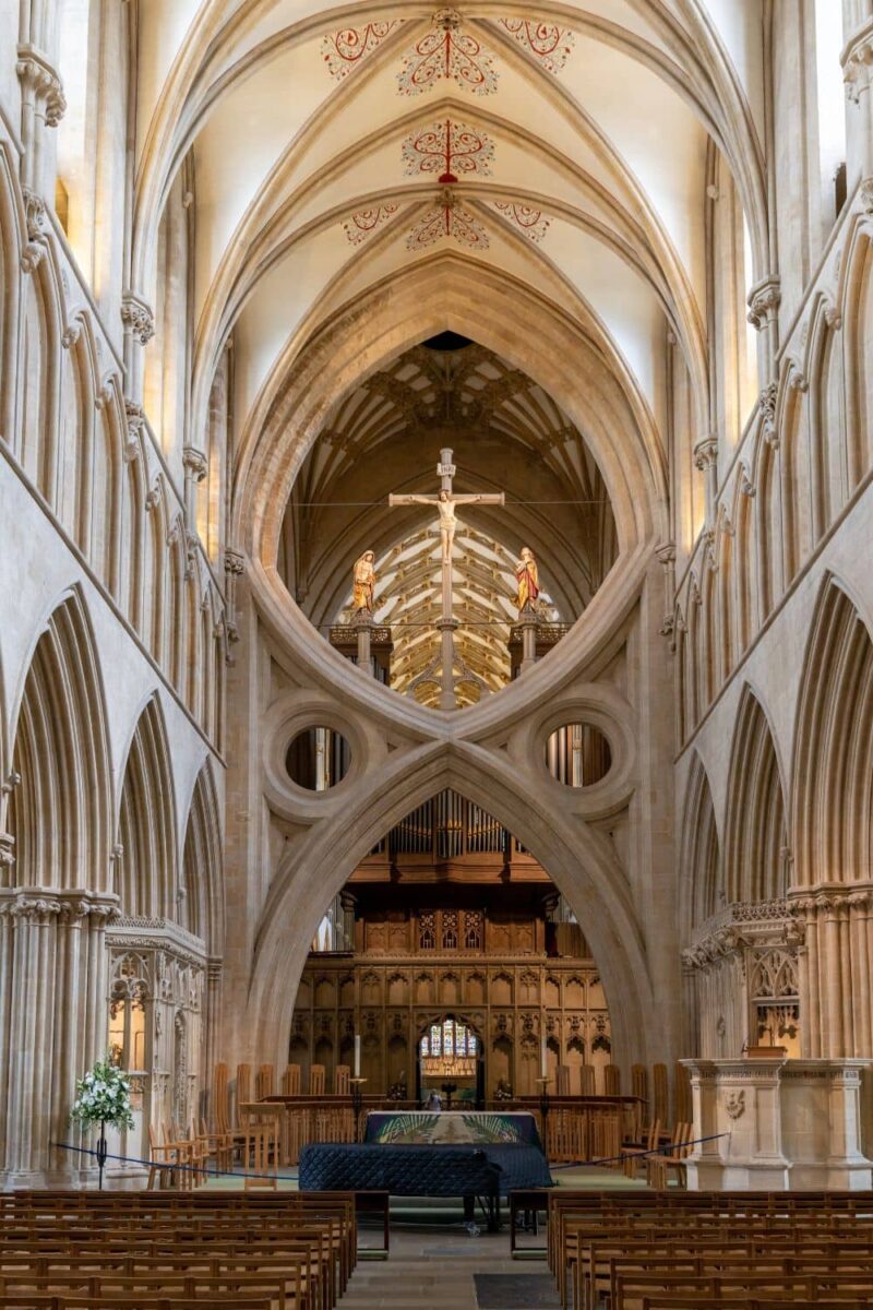 10 Best Beautiful Cathedrals To Visit In England - Forever Karen