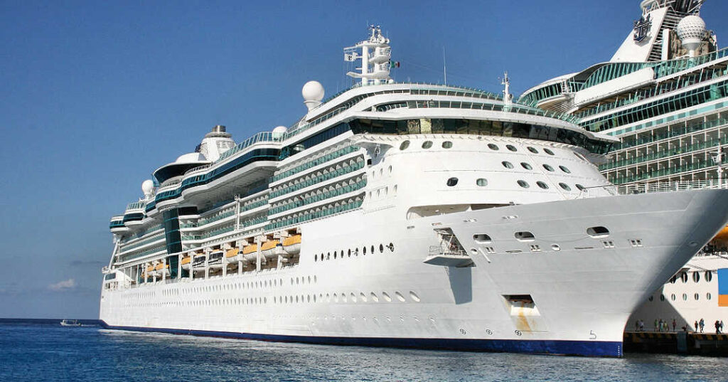 Mini cruises are offered on older ships like the Radiance of the Seas
