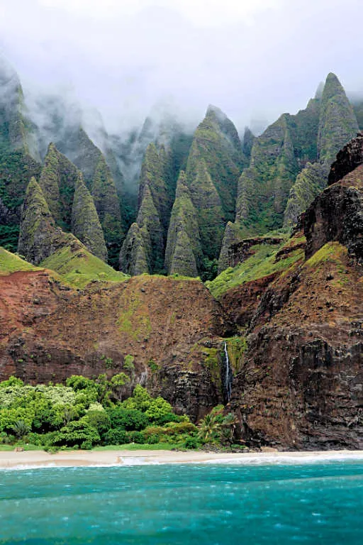 Na Pali coast, featured in Jurassic Park