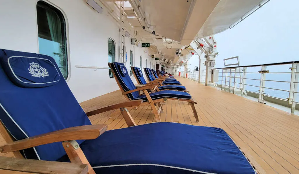 Comfy loungers on the promenade deck of Cunard Queen Elizabeth