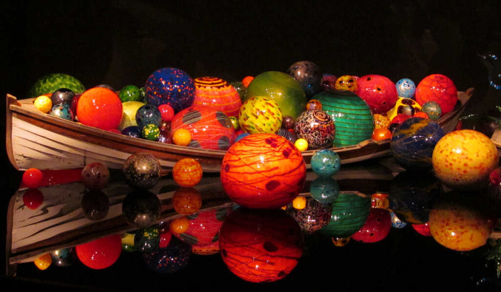 Chihuly’s float boat