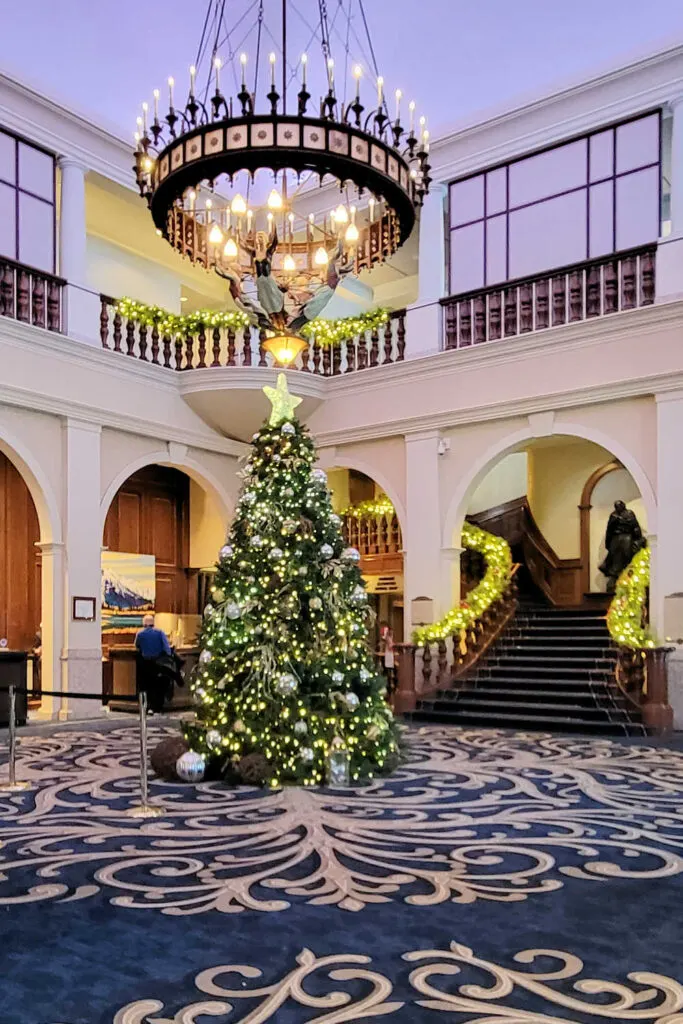 The lobby of the Chateau Lake Louise decorated for Christmas