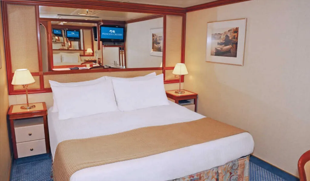 Coral Princess interior stateroom