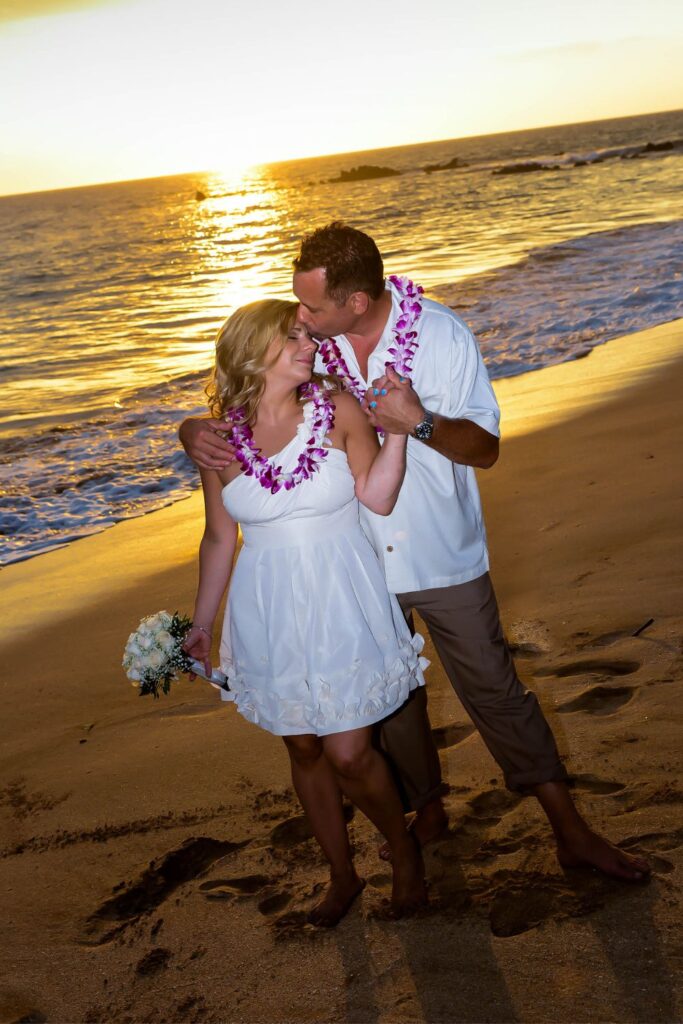 Couple on a photoshoot in Maui