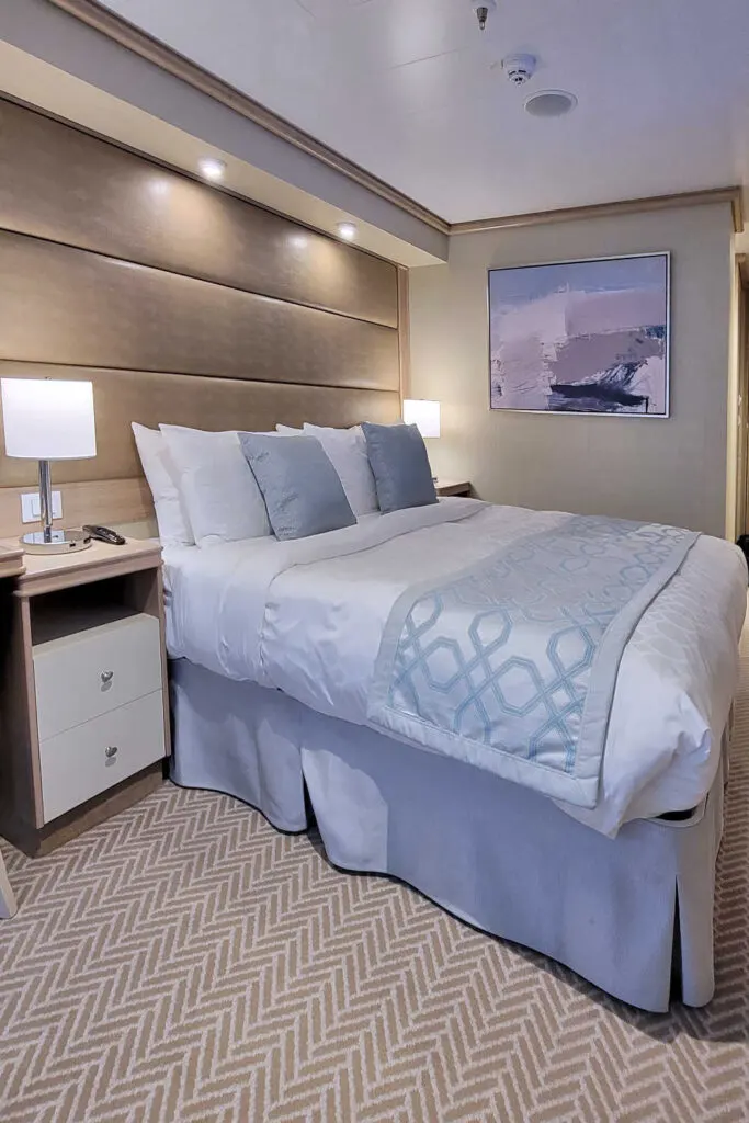 Discovery Princess Balcony stateroom