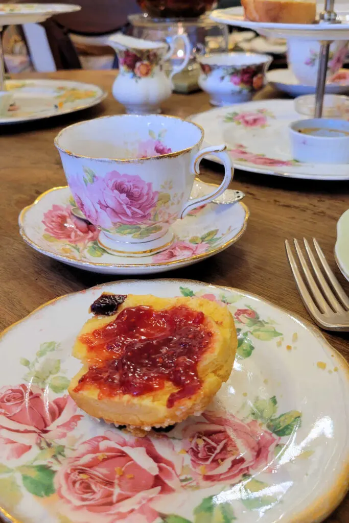 Cranberry scone with strawberry jam