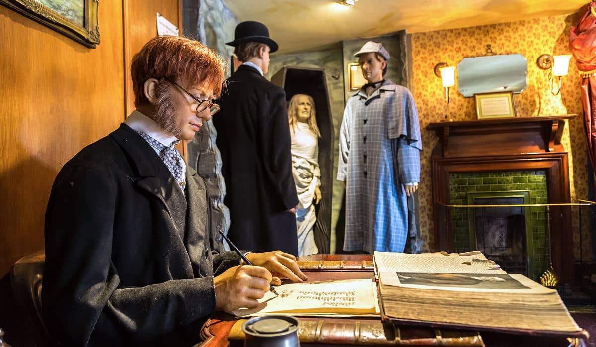 Inside the Sherlock Holmes Museum