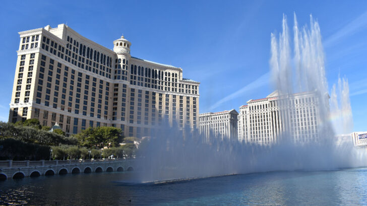 The Bellagio fountainsin Las Vegas