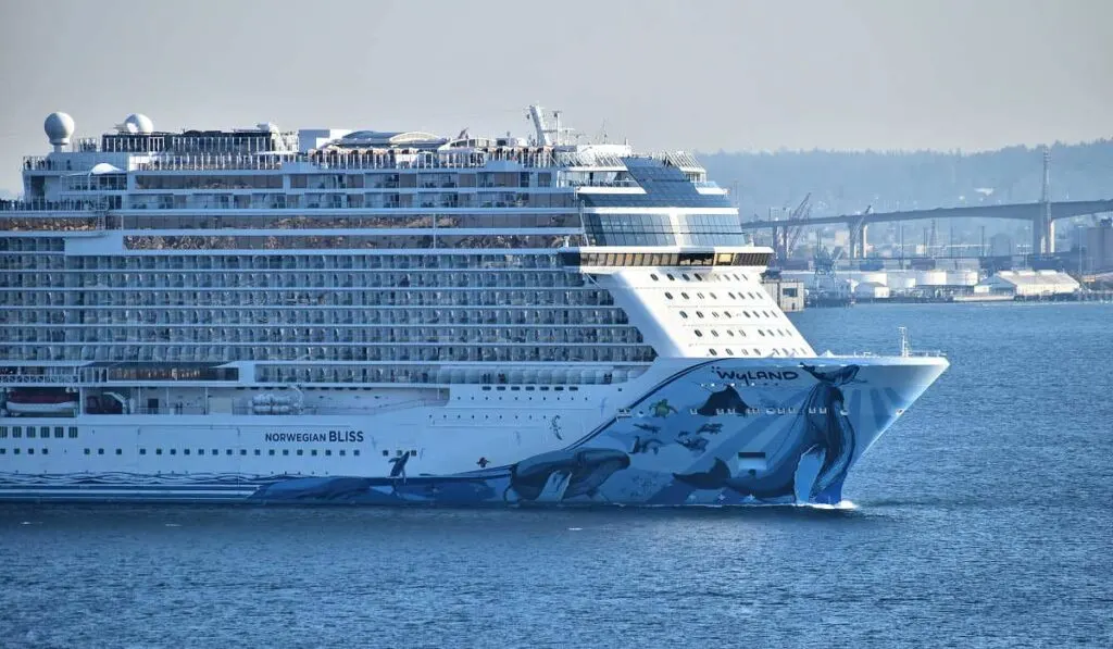 Norwegian Bliss repositioning cruise