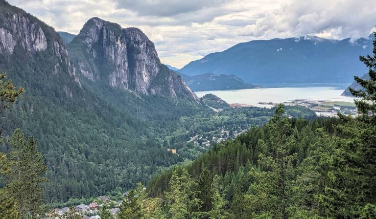 View of the Stawamus Chief from the trail