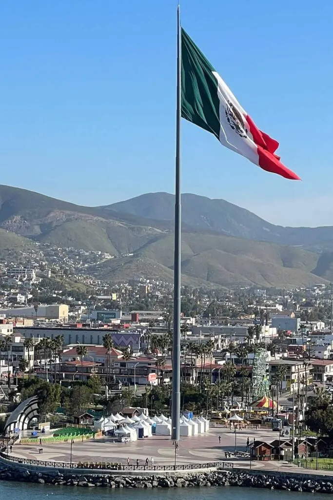 Giant Mexican flag at Civic Plaza
