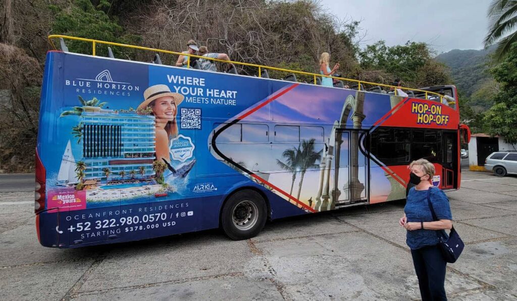 Puerto Vallarta hop-on hop-off bus