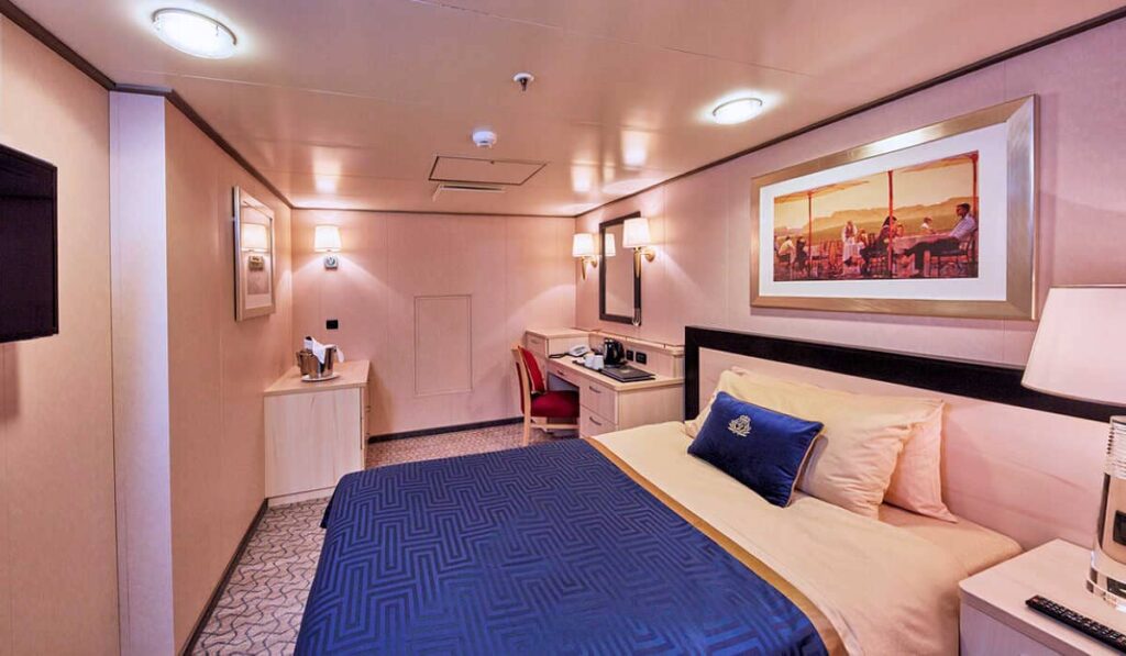 Cunard single inside cabin