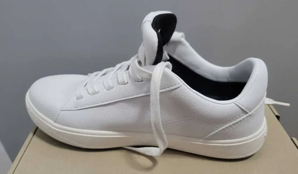 6 Great Reasons To Love The Vessi Soho Sneakers - Forever Karen