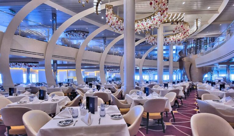 HAL Koningsdam main dining room