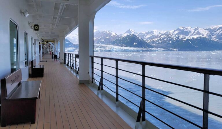 Cunard Queen Elizabeth at Hubbard Glacier, Alaska