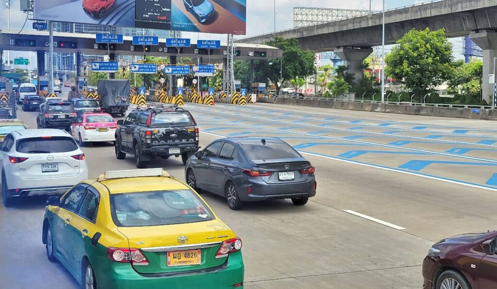 Toll booths on the way to Bangkok