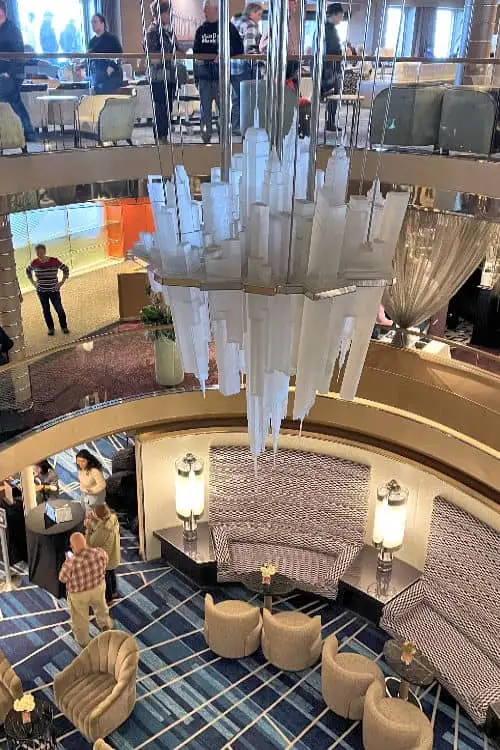 Nieuw Amsterdam atrium