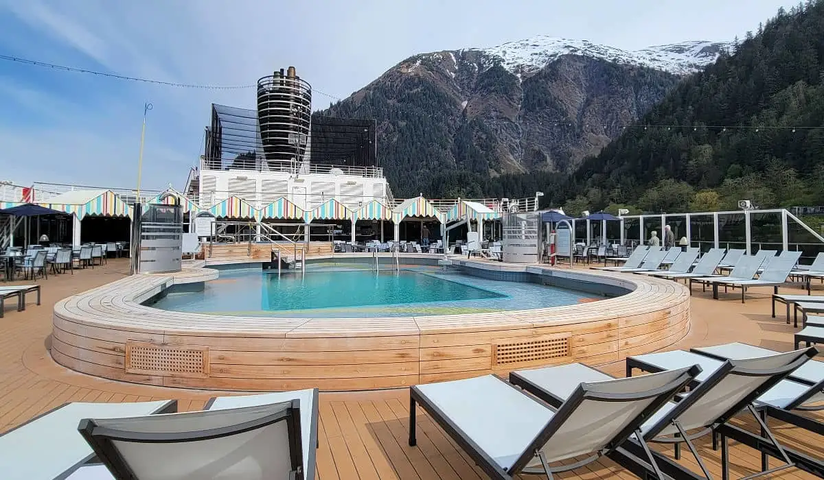 Sea View pool