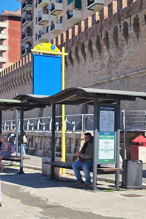 free shuttle bus stop